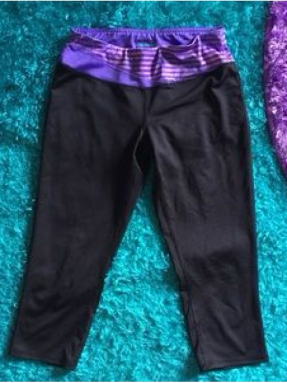 Tek Gear Black Capri Leggings with Purple Striped Waistband S
